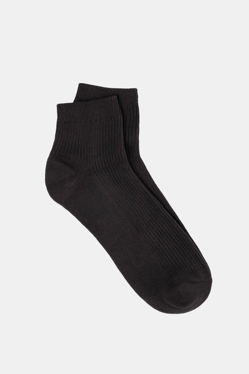 THE CAMEO RIBBED ANKLE SOCKS